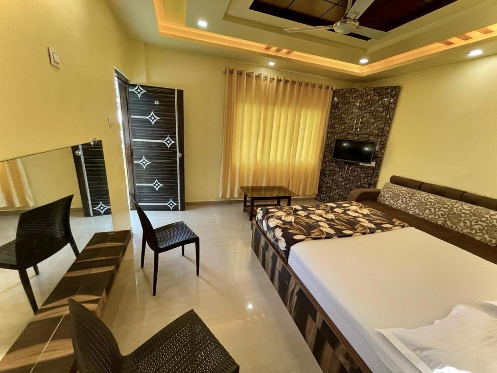 Hotel Saptarang Residency Panhāla 외부 사진