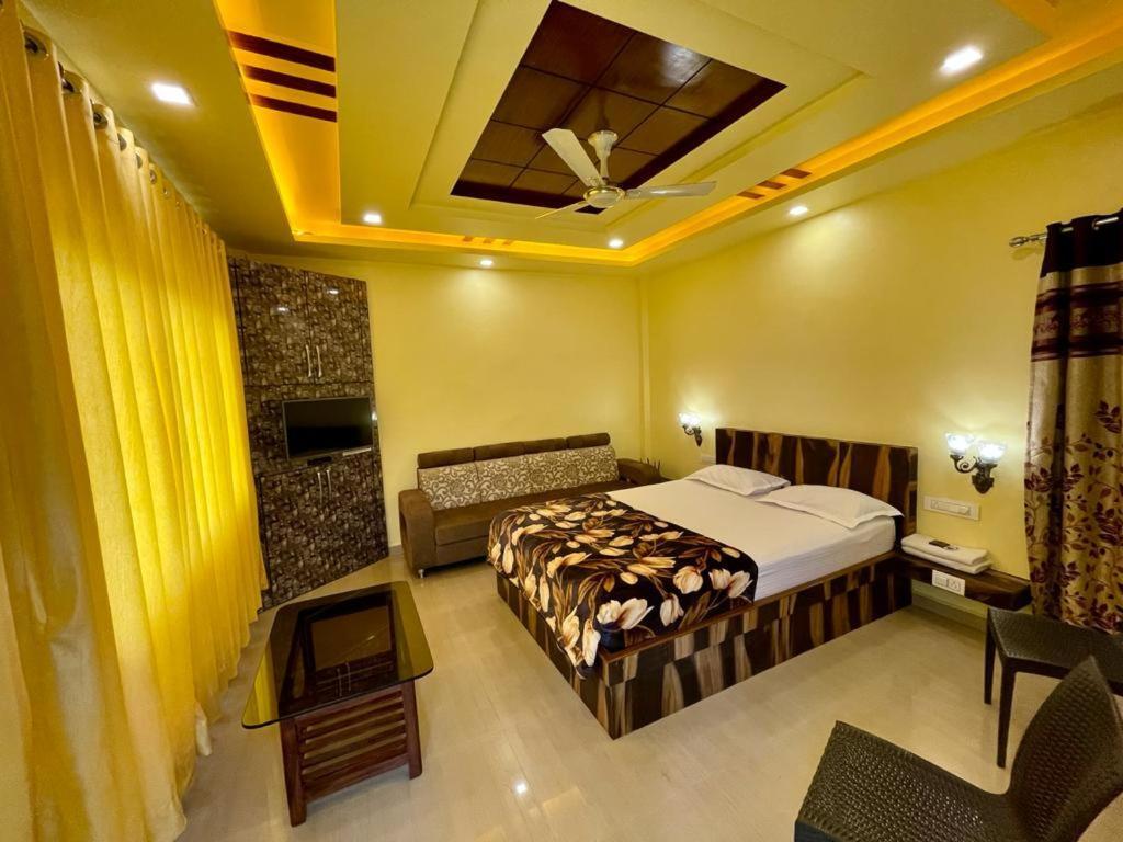 Hotel Saptarang Residency Panhāla 외부 사진