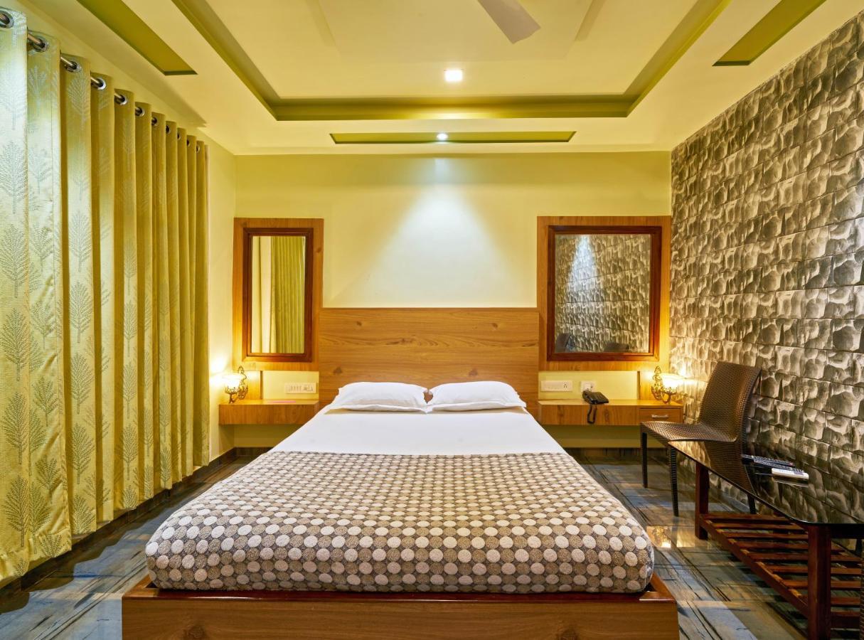 Hotel Saptarang Residency Panhāla 외부 사진