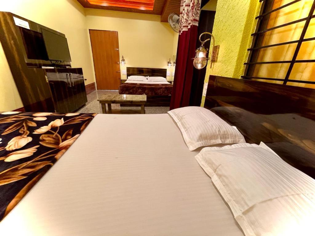 Hotel Saptarang Residency Panhāla 외부 사진