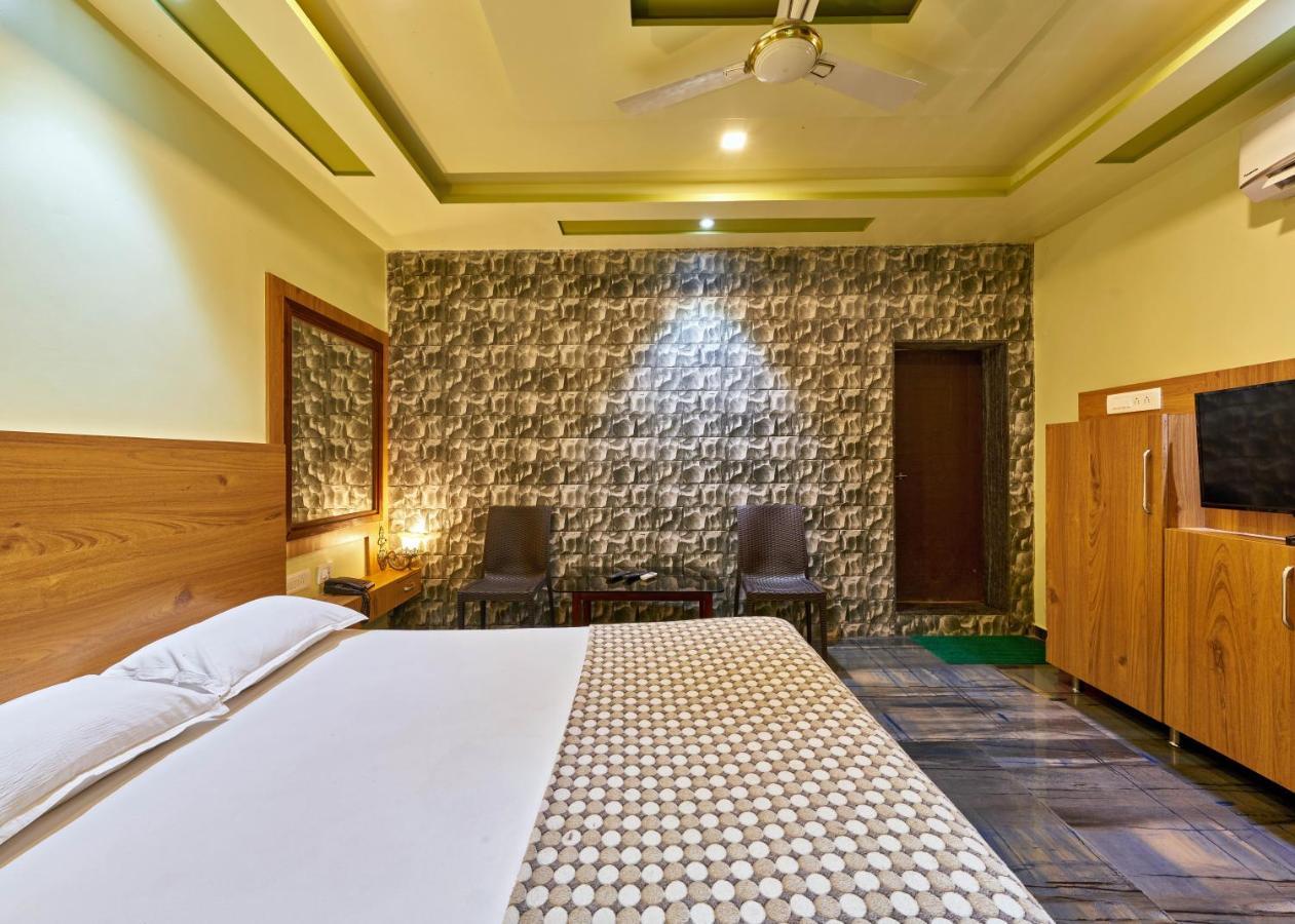 Hotel Saptarang Residency Panhāla 외부 사진