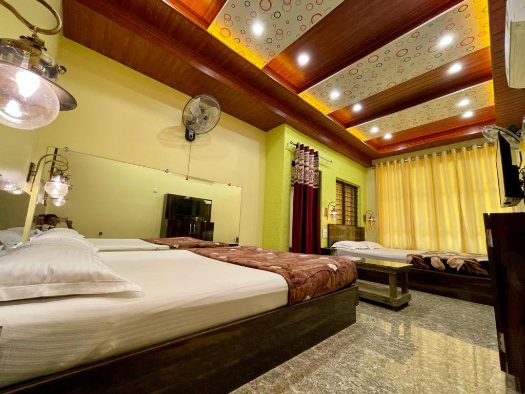 Hotel Saptarang Residency Panhāla 외부 사진