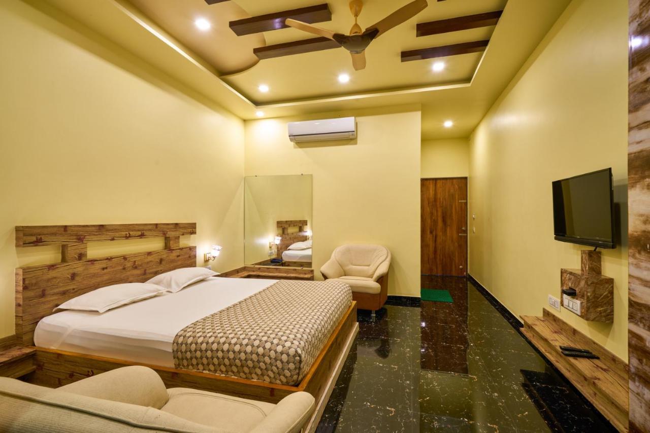 Hotel Saptarang Residency Panhāla 외부 사진