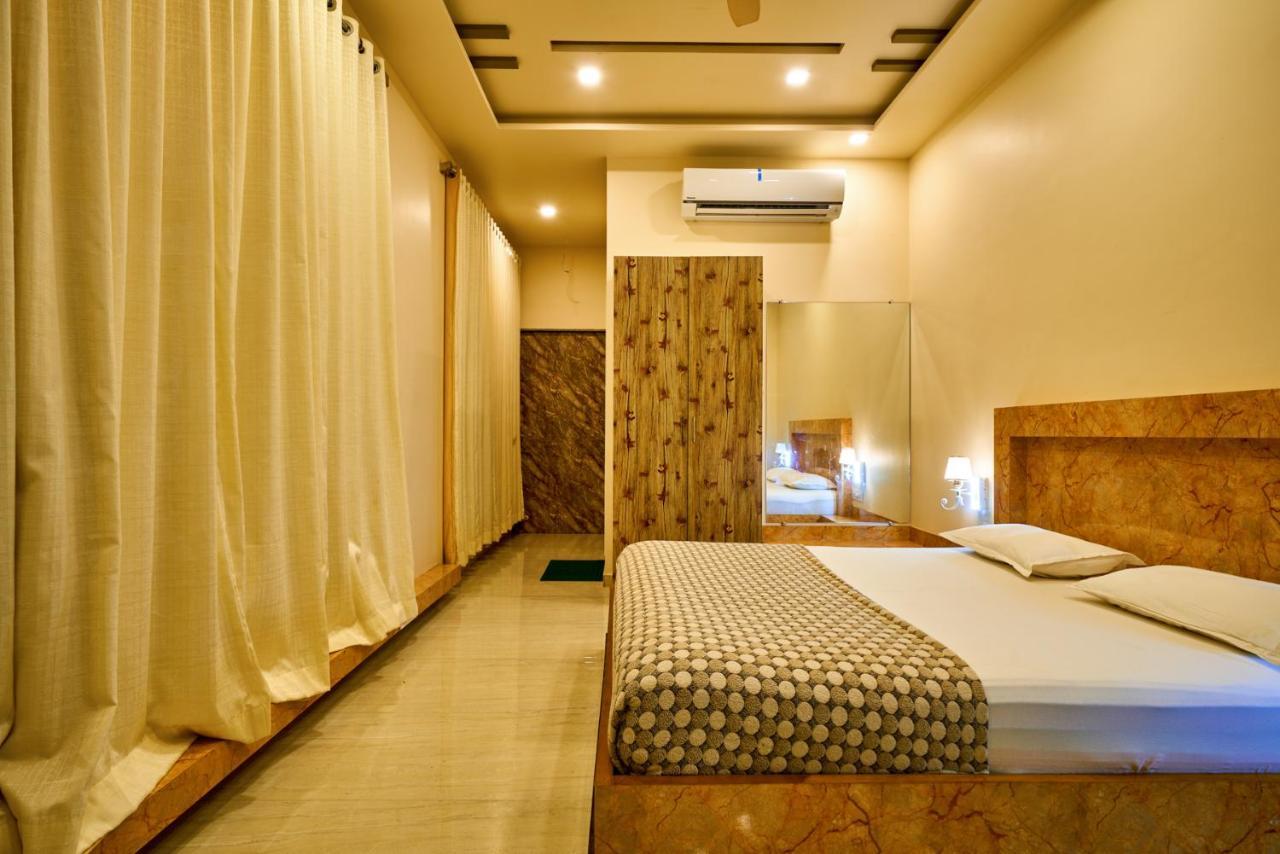 Hotel Saptarang Residency Panhāla 외부 사진