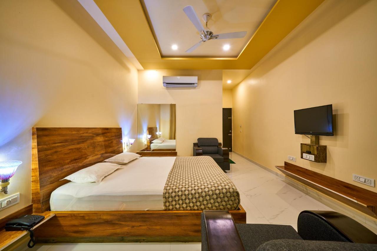 Hotel Saptarang Residency Panhāla 외부 사진