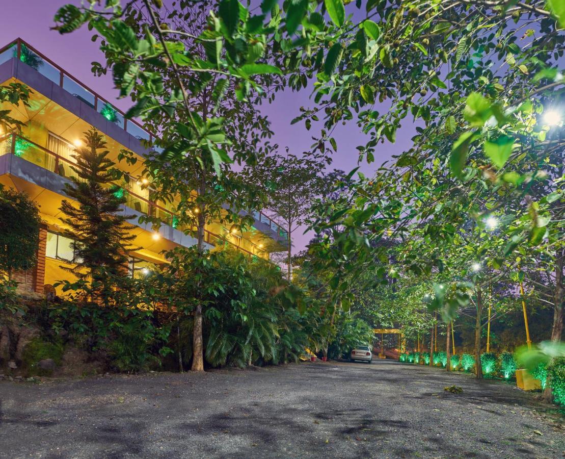 Hotel Saptarang Residency Panhāla 외부 사진